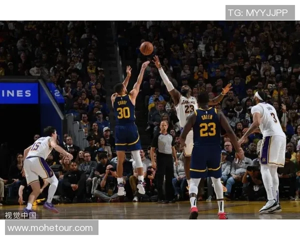 2002年NBA总决赛魔术对湖人精彩回顾与经典瞬间分析